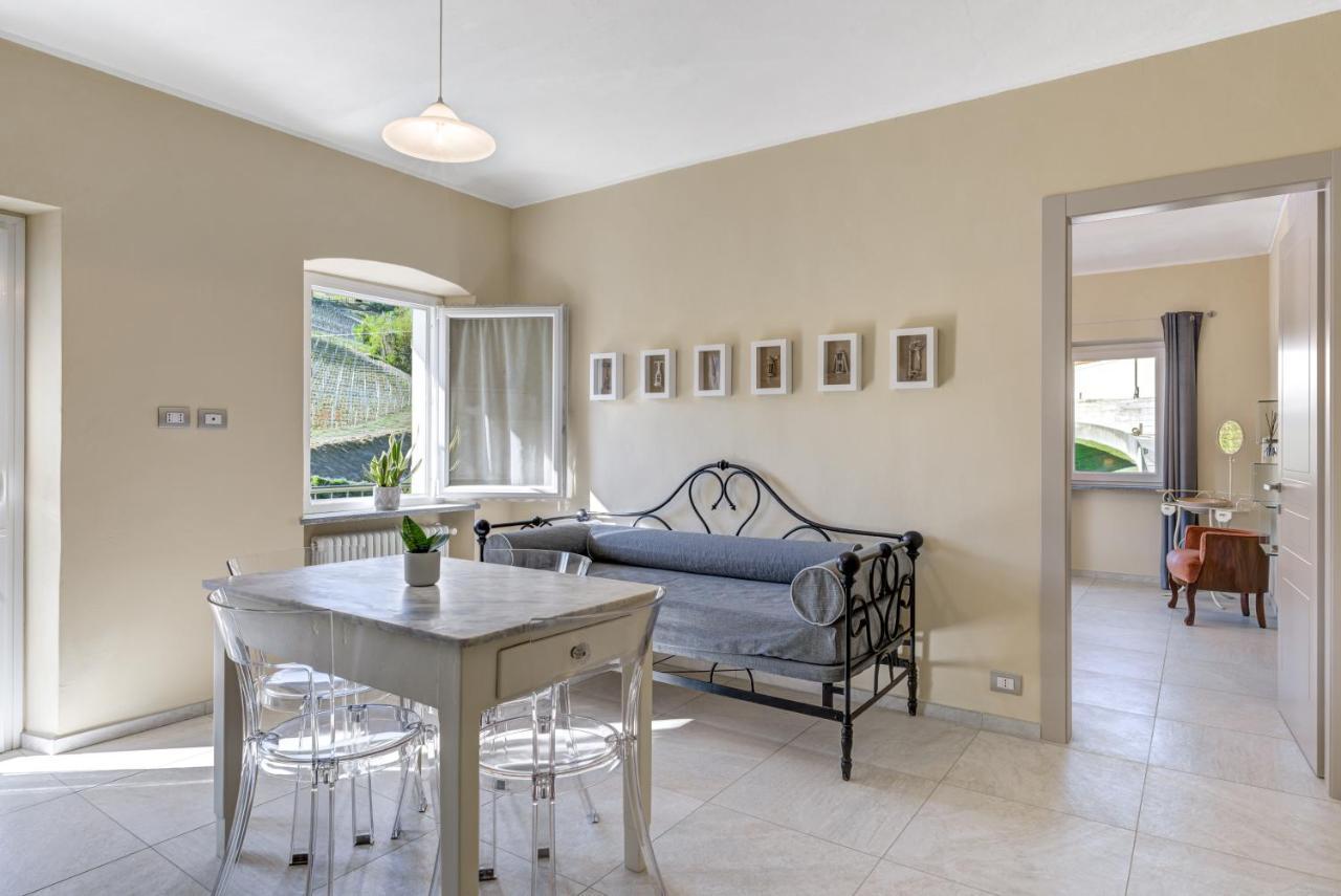 Ciabot Delle Aie - Barolo Apartment ภายนอก รูปภาพ