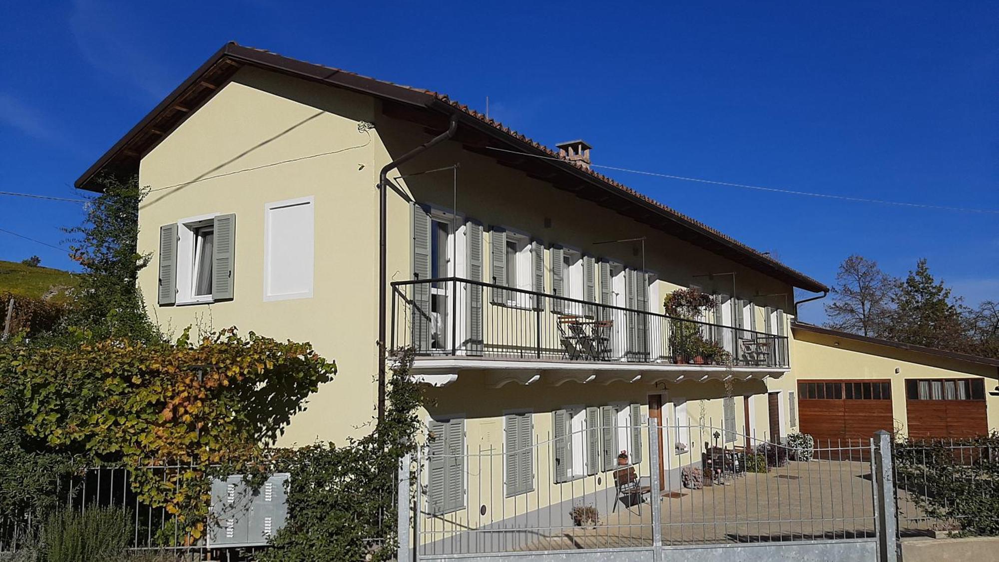 Ciabot Delle Aie - Barolo Apartment ภายนอก รูปภาพ